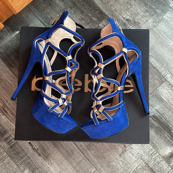 New Bebe blue and gold heels size 7 - Picture 2 of 6